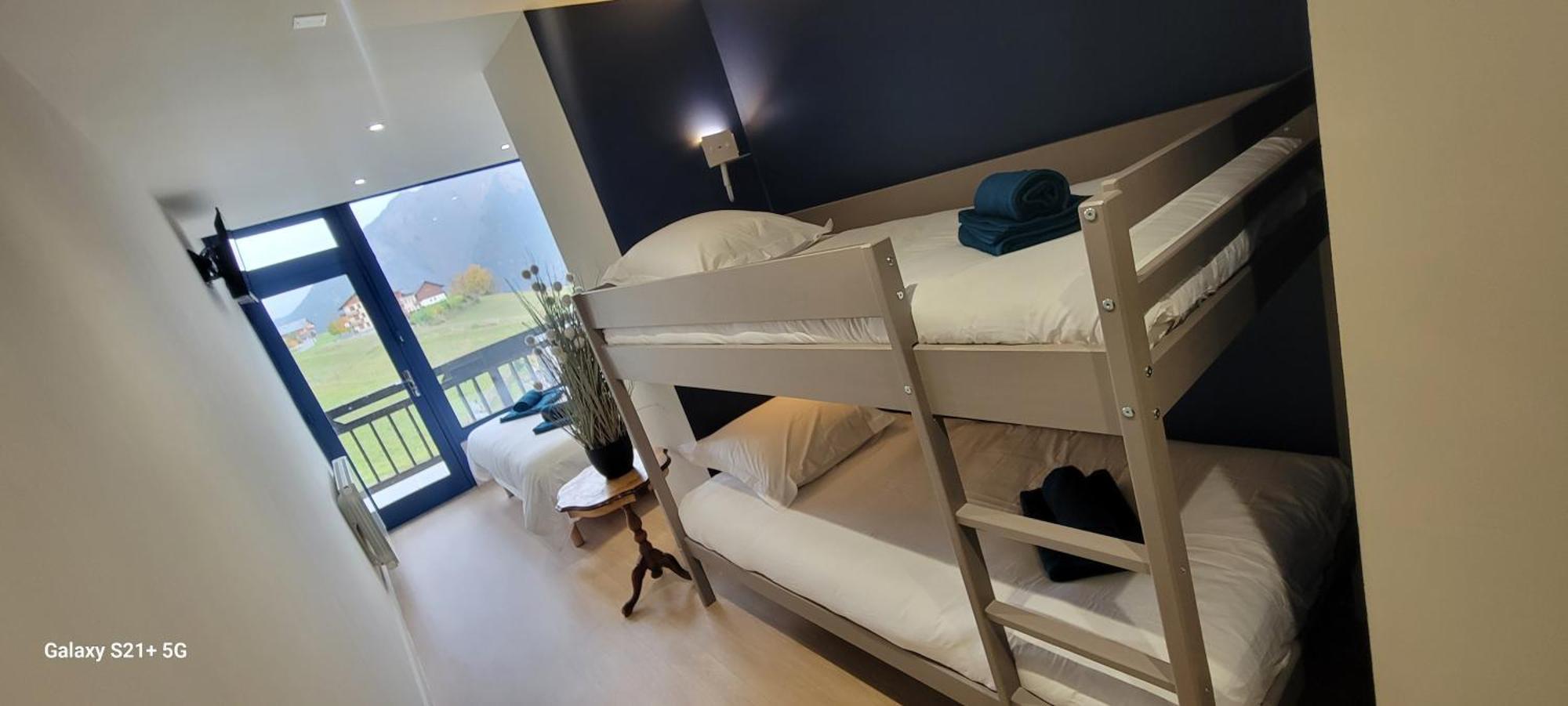 Hotel La Rua Albiez-Montrond Ngoại thất bức ảnh